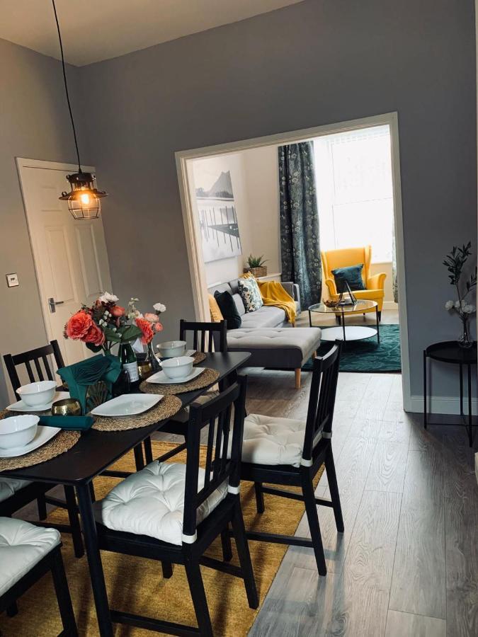 Stylish, Spacious & Luxurious Home - Parking Liverpool Esterno foto