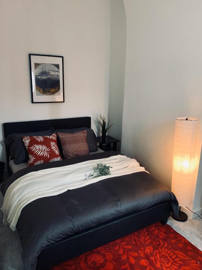 Stylish, Spacious & Luxurious Home - Parking Liverpool Esterno foto