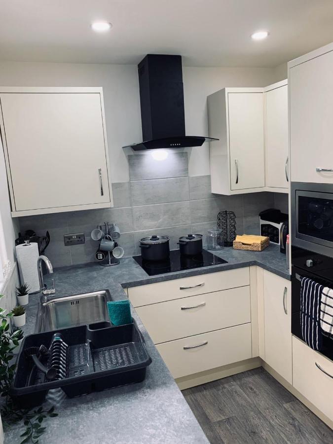 Stylish, Spacious & Luxurious Home - Parking Liverpool Esterno foto